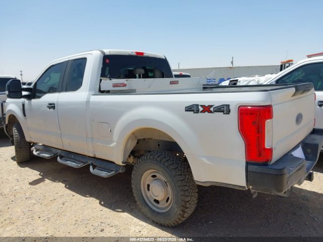 1FT7X2B61HEF18219 Ford F-250 Xl