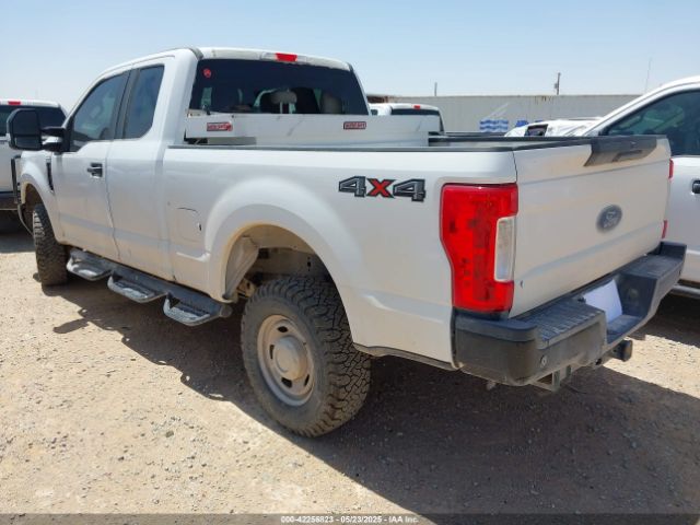 1FT7X2B61HEF18219 Ford F-250 Xl