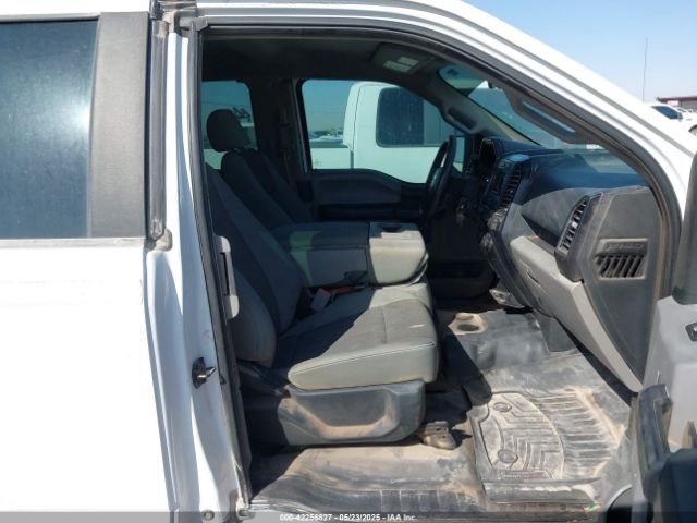 1FTFX1EF8HKD77765 Ford F-150 Xl