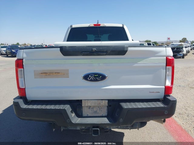1FT7X2B66KED43263 Ford 2019