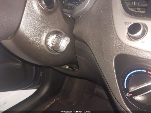 3KPC24A69LE107139 Hyundai ACCENT SE