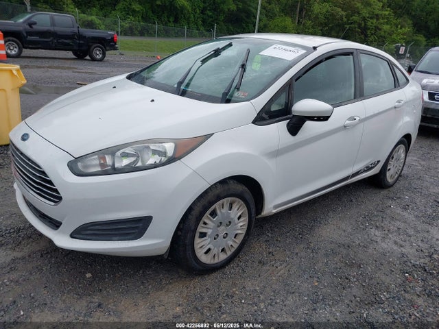 Ford FIESTA S 2014 3FADP4AJ5EM216447 Image 2