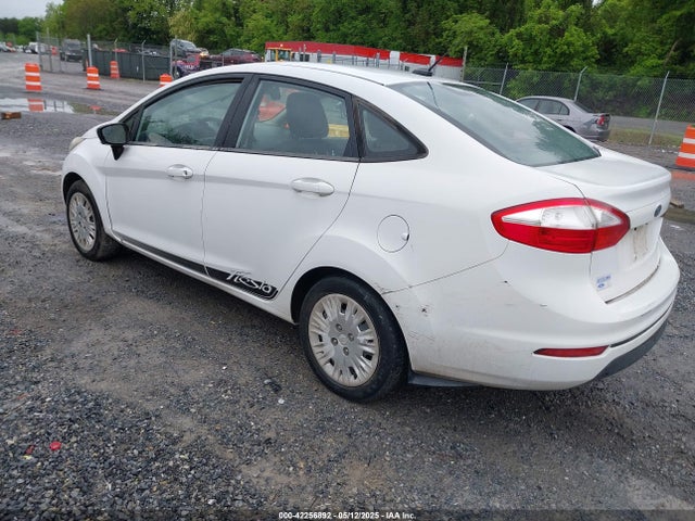 Ford FIESTA S 2014 3FADP4AJ5EM216447 Image 3