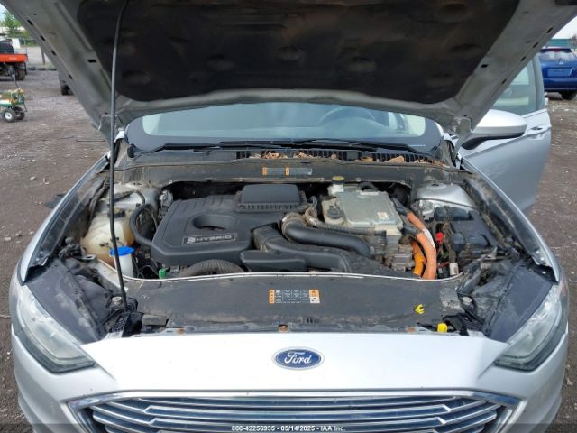 3FA6P0LU2JR161168 Ford Fusion Hybrid Se