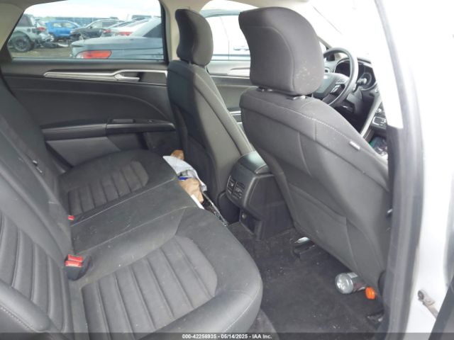 3FA6P0LU2JR161168 Ford Fusion Hybrid Se