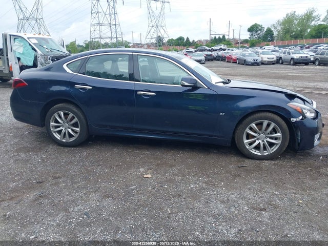 JN1BY1AR9KM585082 Infiniti Q70 3.7x Luxe
