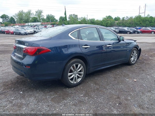 JN1BY1AR9KM585082 Infiniti Q70 3.7x Luxe