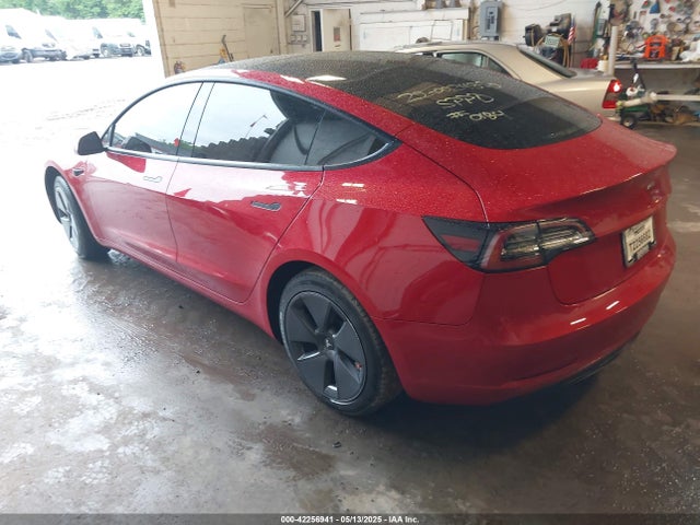 2021 TESLA MODEL 3 5YJ3E1EA5MF955633 Photo 2