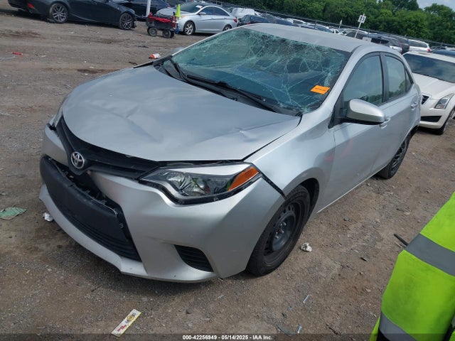 2T1BURHE6GC683260 Toyota COROLLA LE