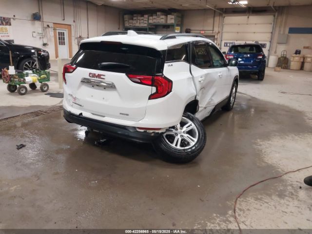2020 GMC TERRAIN 3GKALTEV9LL261804 Photo 3