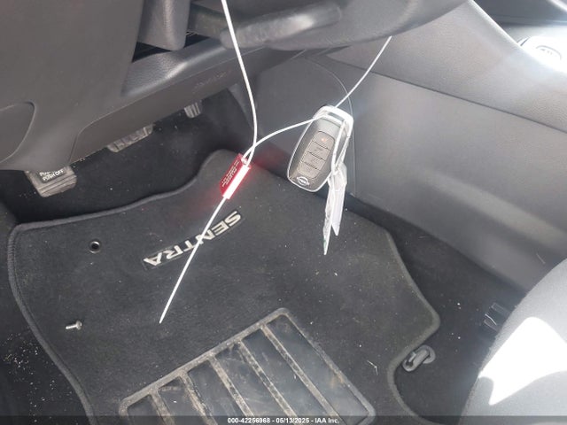 3N1AB8CVXSY207530 Nissan SENTRA SV