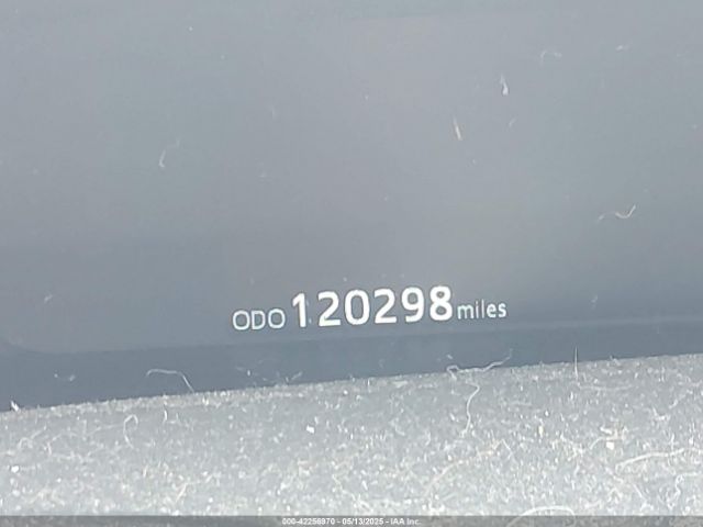 JTDKARFU9J3064025 Toyota Prius Three