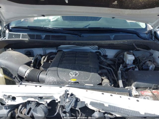 5TFDW5F17FX422716 Toyota Tundra Sr5 5.7l V8