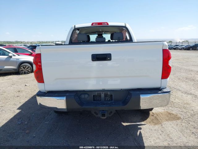 5TFDW5F17FX422716 Toyota Tundra Sr5 5.7l V8