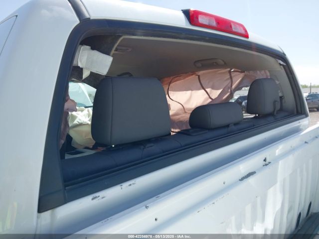 5TFDW5F17FX422716 Toyota Tundra Sr5 5.7l V8