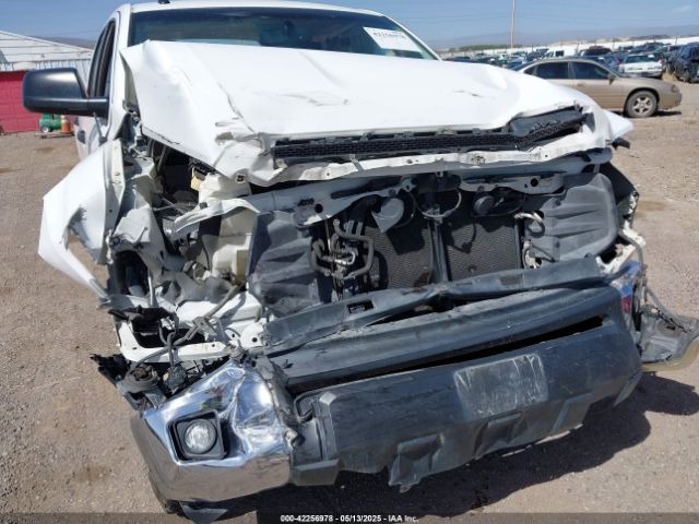 5TFDW5F17FX422716 Toyota Tundra Sr5 5.7l V8