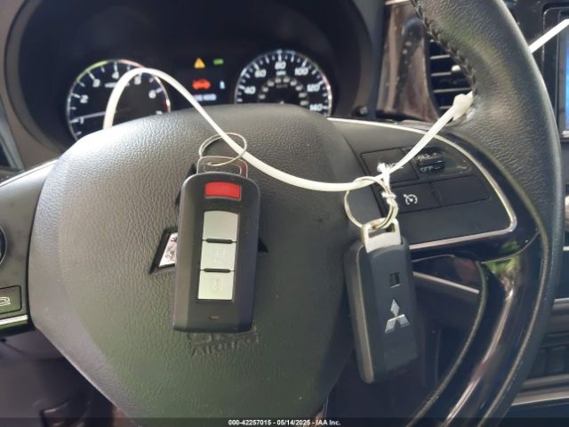 2020 MITSUBISHI OUTLANDER JA4AD3A37LZ024101 Photo 10