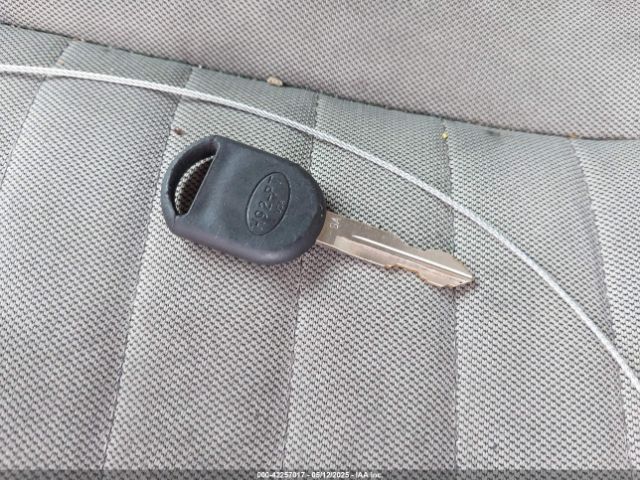 1FAHP2D80GG100939 Ford TAURUS SE
