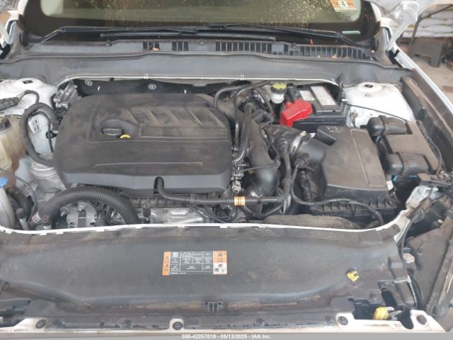 3FA6P0HD1GR162619 Ford FUSION SE