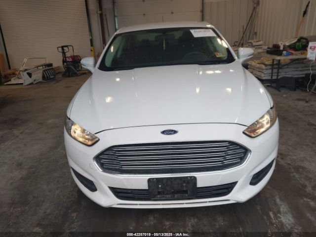 3FA6P0HD1GR162619 Ford FUSION SE
