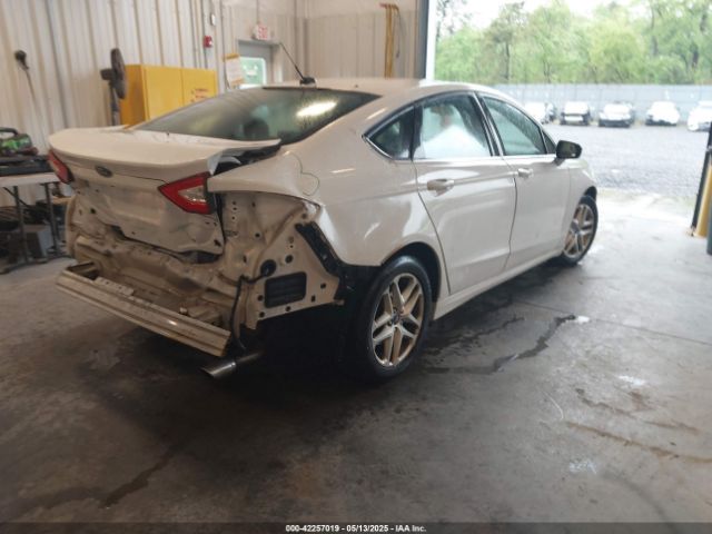 3FA6P0HD1GR162619 Ford FUSION SE