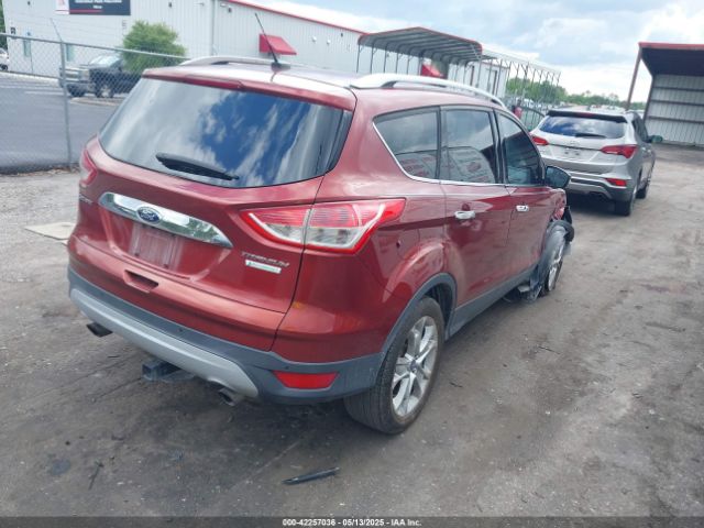 1FMCU0J99FUA92432 Ford Escape Titanium