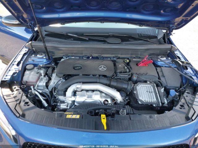W1N4M4GB8RW375772 Mercedes-Benz m260