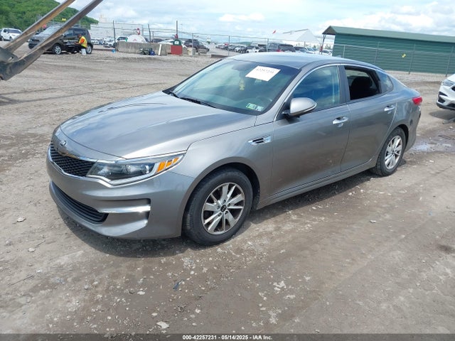 5XXGT4L34JG206781 KIA Optima Lx