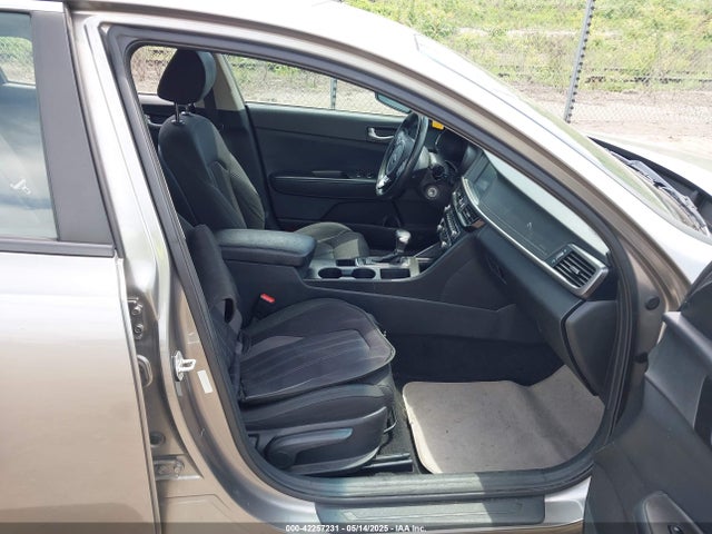 5XXGT4L34JG206781 KIA Optima Lx
