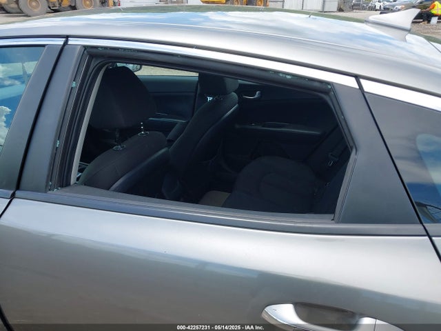 5XXGT4L34JG206781 KIA Optima Lx