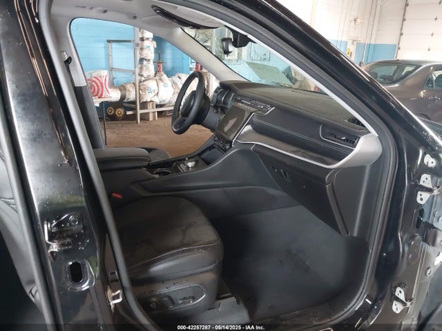 2023 Jeep Grand Cherokee L Limited 4x4 მანქანა იყიდება აუქციონზე, vin: 1C4RJKBG6P8733336, აუქციონის ნომერი: 42257287