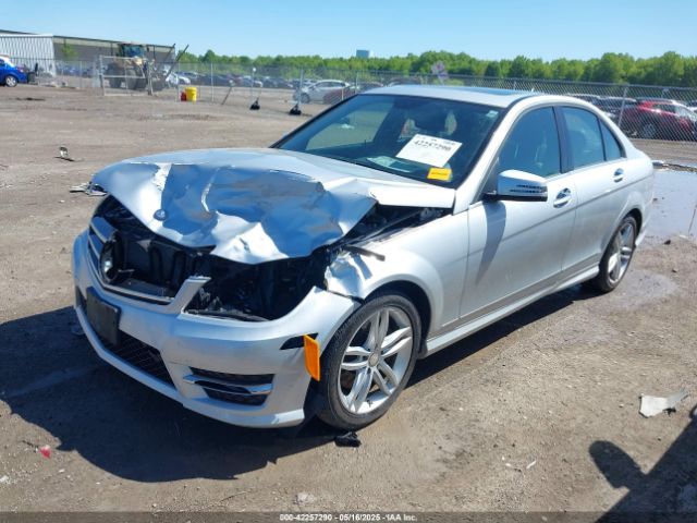 WDDGF8AB7EA959799 Mercedes-Benz C 300 Luxury 4matic/sport 4matic