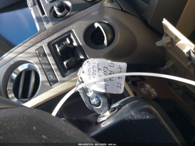 1FMJU1HT9HEA30640 Ford Expedition Xlt