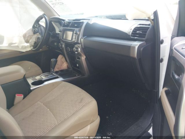 JTEZU5JR9E5064744 Toyota 4RUNNER SR5