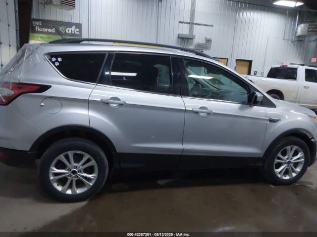 1FMCU0GD9JUA97795 Ford ESCAPE SE