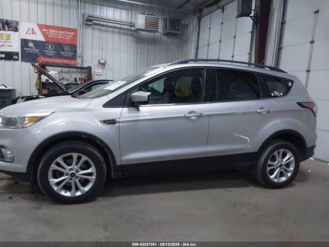1FMCU0GD9JUA97795 Ford ESCAPE SE