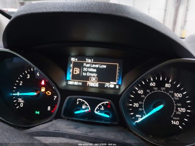 1FMCU0GD9JUA97795 Ford ESCAPE SE
