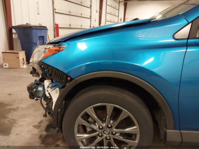 JTMDFREV7JJ725521 Toyota Rav4 Limited
