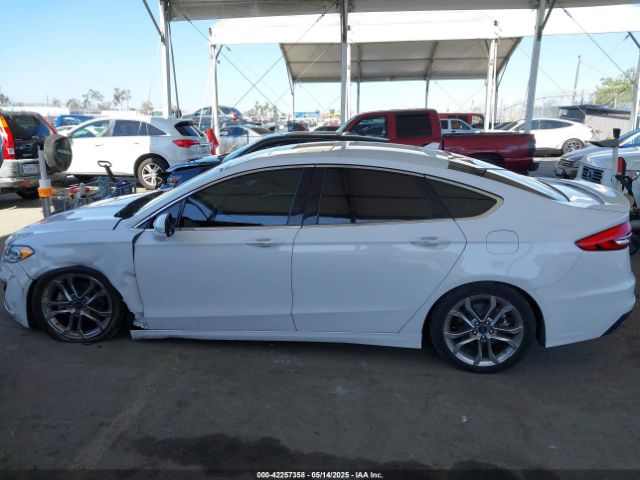3FA6P0RU9LR170993 Ford Fusion Hybrid Titanium