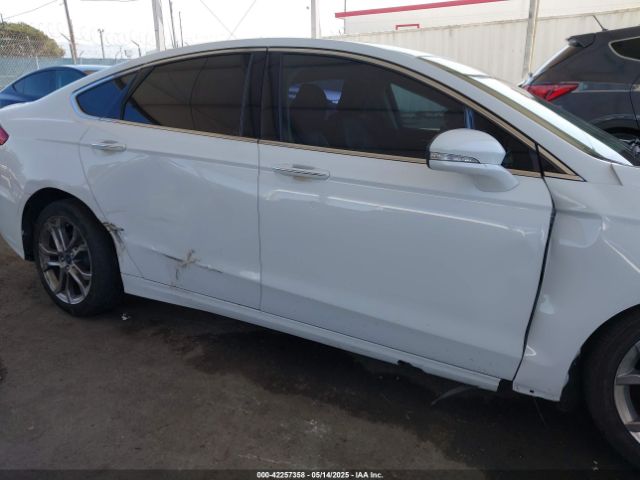 3FA6P0RU9LR170993 Ford Fusion Hybrid Titanium