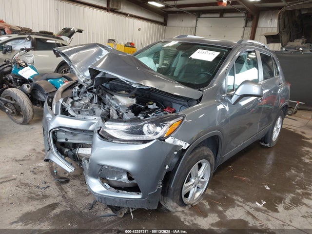 KL7CJPSBXKB843080 Chevrolet Trax Lt