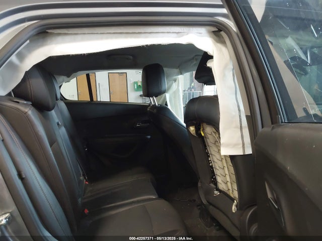 KL7CJPSBXKB843080 Chevrolet Trax Lt