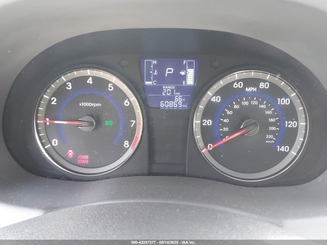 KMHCT5AEXHU345046 Hyundai 2017