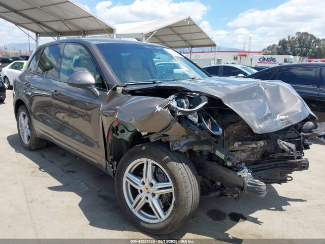 2016 PORSCHE CAYENNE WP1AA2A24GKA13070 Photo 0