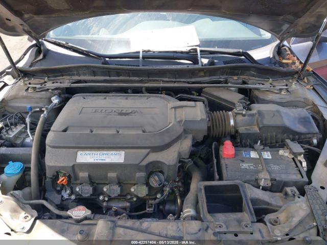 1HGCR3F91GA022475 Honda Accord Touring