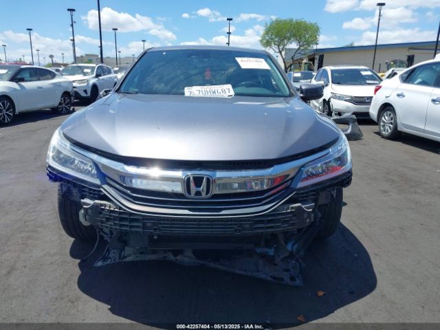 1HGCR3F91GA022475 Honda Accord Touring