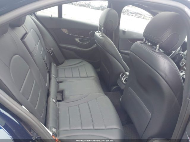 WDDWF4KB7JR410876 Mercedes-Benz C 300 4matic