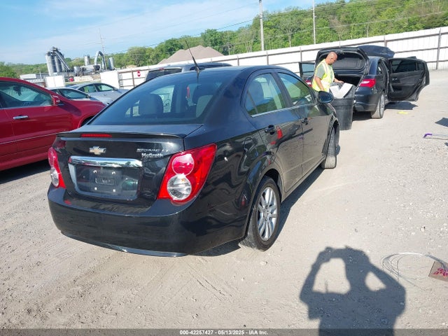 1G1JC5SH2E4143729 Chevrolet luw
