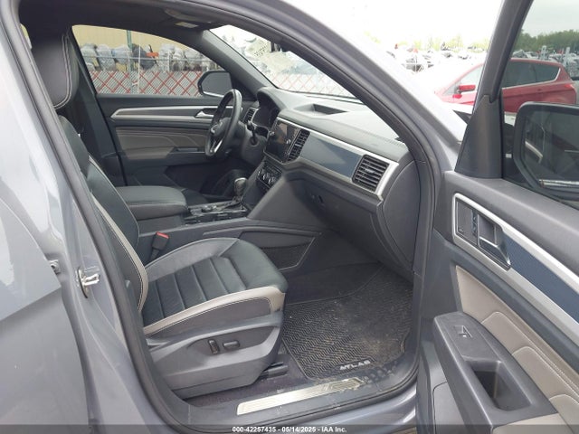 Продажа на аукционе авто 2021 Volkswagen Atlas Cross Sport 3.6l V6 Sel Premium R-line, vin: 1V2FE2CA0MC223881, номер лота: 42257435
