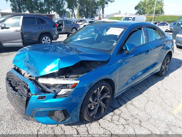 WAUBUDGY0PA050558 Audi 40 tfsi